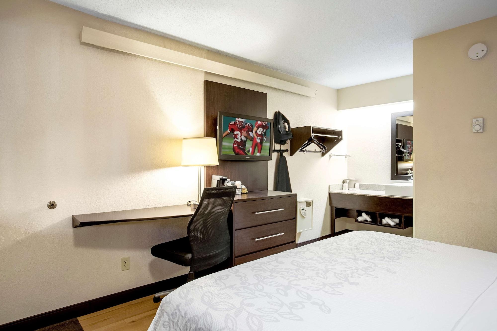 Red Roof Inn Plus+ Baltimore-Washington Dc/Bwi Airport Лінтікум Екстер'єр фото